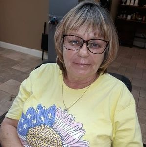 Meet your Posher, Mandy